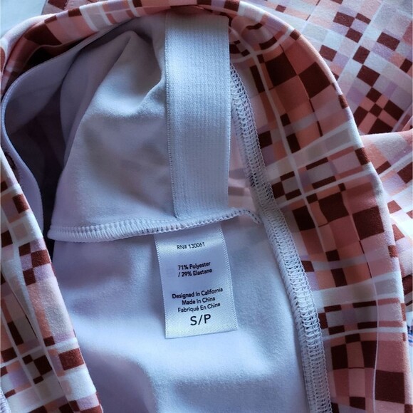 L*Space Hot To Trot Leggings and Aim High Cropped Top Block Party Set Workout - Picture 10 of 16